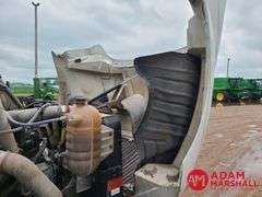 2005  International Harvester  8000  Semi Truck