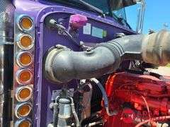 2014  Peterbilt  389  Semi Truck