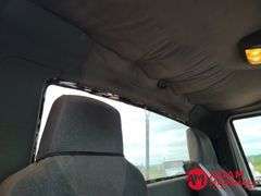 2005  International Harvester  8000  Semi Truck
