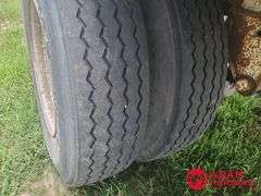 1986  Fruehauf  Van Trailer - 28FT
