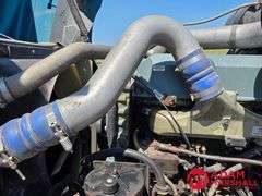1993  International  Eagle 9300  Straight Truck