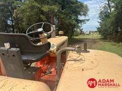 1966  J.I. Case  930  Tractor - Propane