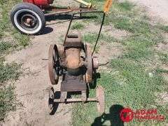 John Deere  Hit & Miss Motor On Cart