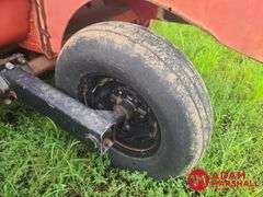 Hiniker  5600  Stalk Chopper/Windrower - 15FT