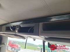 2012  Kenworth  T800  Semi Truck