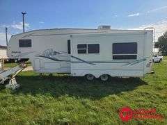 2002  Keystone  Cougar  5th Wheel Camper - 28FT