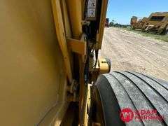 2008  Vermeer  605M  Round Baler