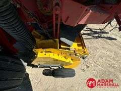 2013  New Holland  BR7090  Specialty Crop Baler