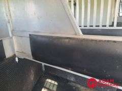 1998  Sundowner  4-Horse Trailer w/ Living Quarters  - 34FT