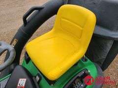 2009  John Deere  LA135  Lawn Mower w Bagger - 42IN