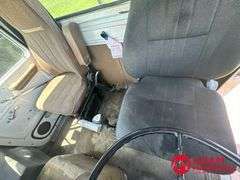 1995  Ford  LTA9000   Semi Truck - Diesel