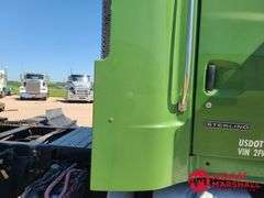 2006  Sterling  9500  Semi Truck