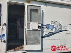 2002  Keystone  Cougar  5th Wheel Camper - 28FT