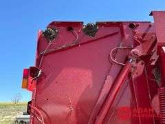 2013  New Holland  BR7090  Specialty Crop Baler