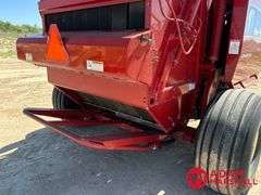 2013  New Holland  BR7090  Specialty Crop Baler