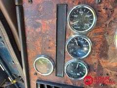 1999  International  9400  Straight Truck