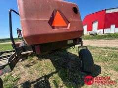2005  Hesston  9240  Swather