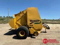 2008  Vermeer  605M  Round Baler