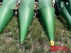 1999  John Deere  893  Corn Head - 8R30
