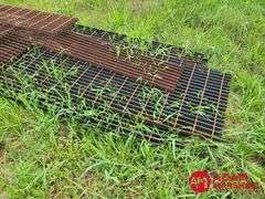 Approximately 11 Pieces of Stee Grating - Various Lengths & Sizes