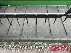 2013  John Deere  635FD  HydraFlex Draper Head