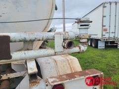 1976  Fruehauf  7000 Gallon Tanker  Trailer