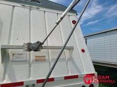 2009  DMF  Hopper  Grain Trailer - 32FT