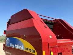 2013  New Holland  BR7090  Specialty Crop Baler
