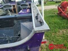 1970  Starcraft  V-Hull  Boat - 16FT
