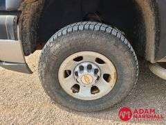 2005  Chevrolet  Silverado 2500  Pickup - Gasoline