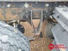2005  International Harvester  8000  Semi Truck
