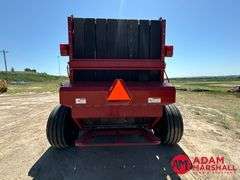2013  New Holland  BR7090  Specialty Crop Baler