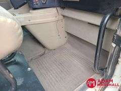 2004  International  9400t  Semi Truck