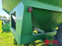 J&M  525  Grain Cart
