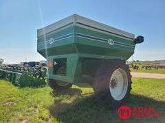 J&M  525  Grain Cart