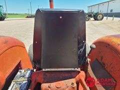 International Harvester  424  Utility Tractor