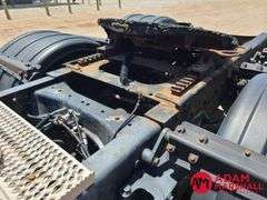 2006  Peterbilt  379  Semi Truck
