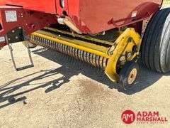 2013  New Holland  BR7090  Specialty Crop Baler