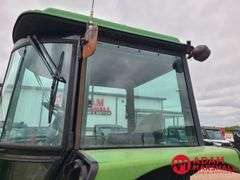 1984  John Deere  2950  Tractor w/Loader