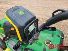 2009  John Deere  LA135  Lawn Mower w Bagger - 42IN