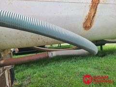 1976  Fruehauf  7000 Gallon Tanker  Trailer