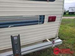 1993  NU-WA  Hitchhiker  Camper Trailer - 30FT