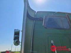 2006  Sterling  9500  Semi Truck