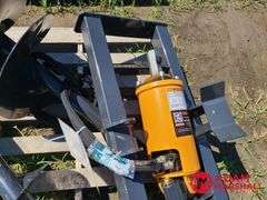 Unused Wolverine Hydraulic Auger w/ 12" & 18" Bits for Skid Steer