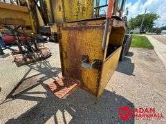 Caterpillar  120  Motor Grader - Mower