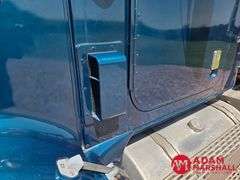 1999  International  9400  Straight Truck
