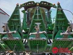 2019  John Deere  708C  Corn Head - 8R30