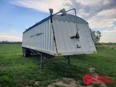 2006  DMF  Hopper Grain Trailer   - 34FT