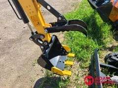 Unused 2024 Land Hero Mini Excavator- Gasoline