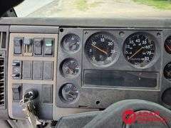 2000  Freightliner  FL60  Box Truck